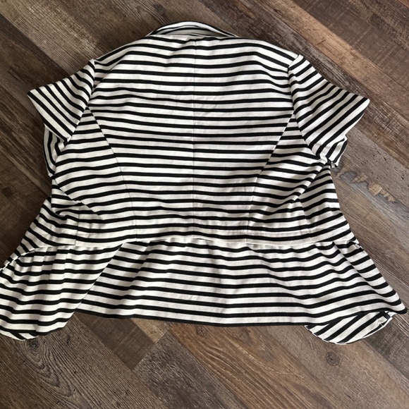 Women’s Elle Blazer - Picture 2 of 2